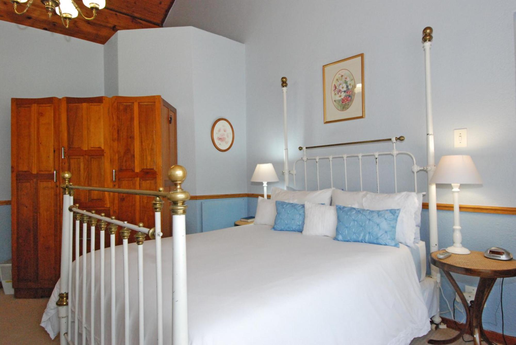 Old Oak Guest House เบลวิลล์ ห้อง รูปภาพ